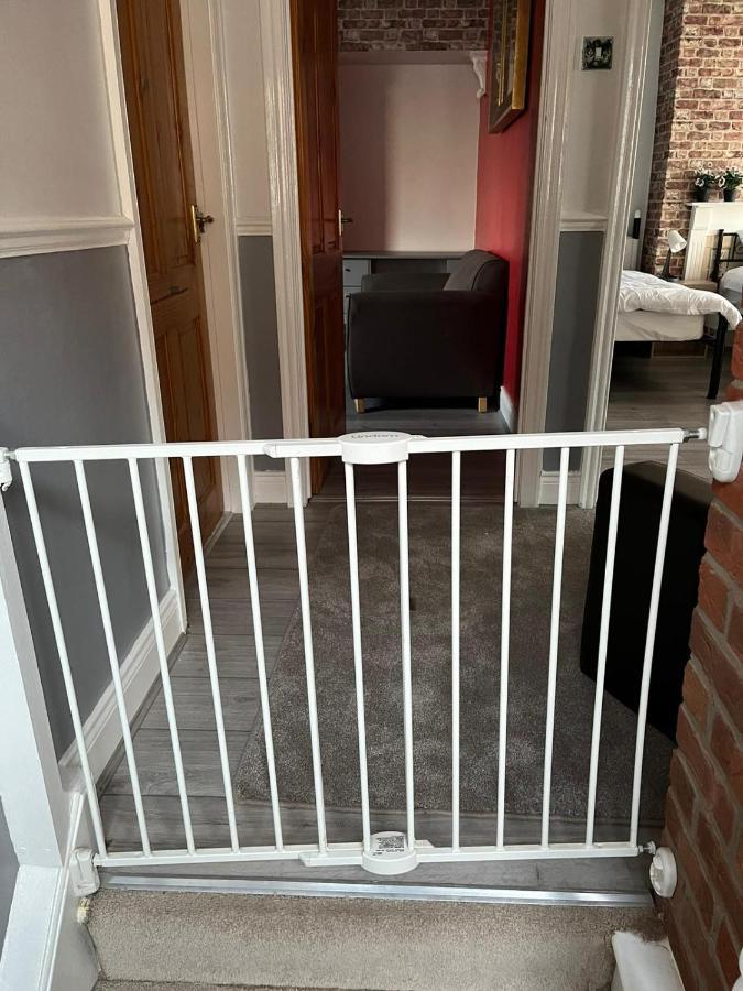 Ovington Grove 2 Fully Equipped Kitchen Free Parking 3 Bedrooms Netflix Нюкасъл ъпон Тайн Екстериор снимка