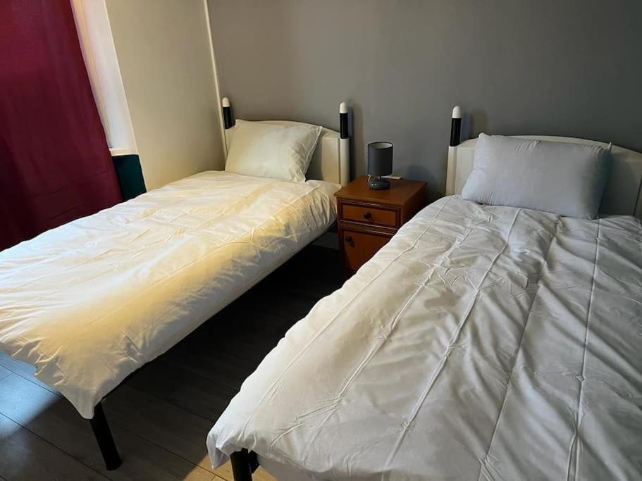 Ovington Grove 2 Fully Equipped Kitchen Free Parking 3 Bedrooms Netflix Нюкасъл ъпон Тайн Екстериор снимка