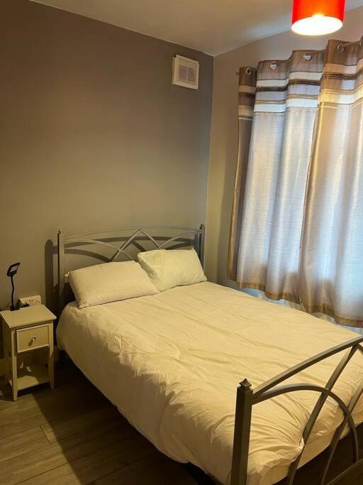 Ovington Grove 2 Fully Equipped Kitchen Free Parking 3 Bedrooms Netflix Нюкасъл ъпон Тайн Екстериор снимка
